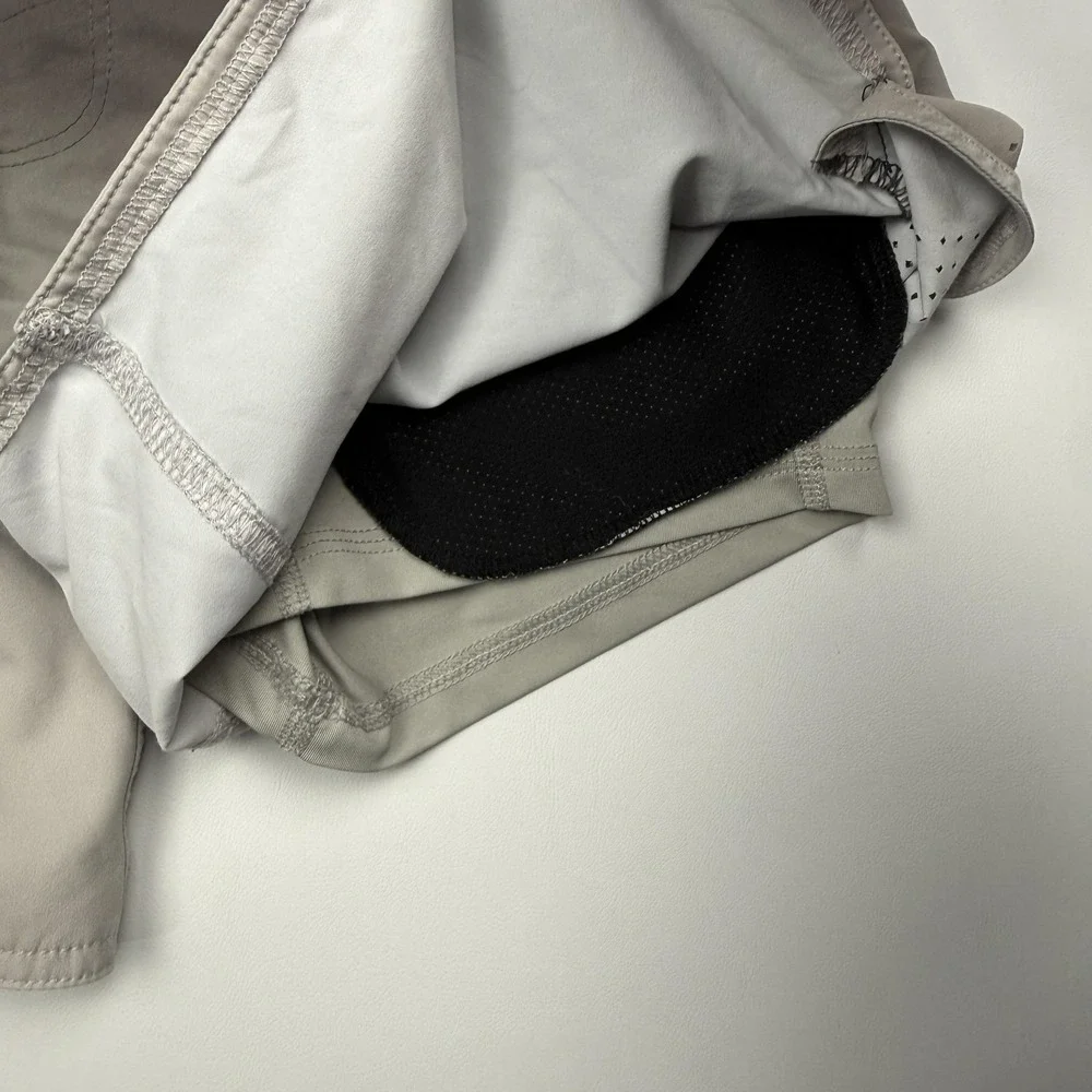 Legends Shorts Mens Small Gray Lined Athletic Running 7 Inseam Reflective